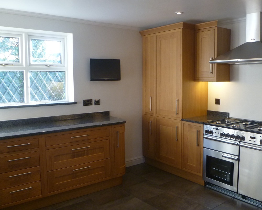 Calder Kitchens 100 Feedback, Kitchen Fitter, Carpenter & Joiner in