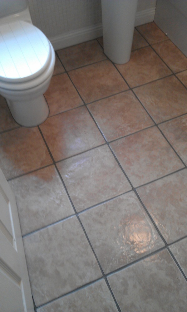 Richard Redfern Tiling & Bathroom Fitting 100 Feedback, Tiler