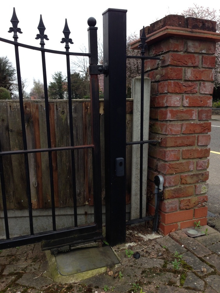 Rebuild brick pillar, repair external garden wall - Stonemasonry job in
