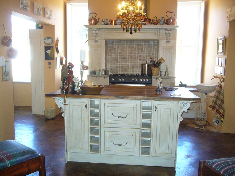 MITRERITE: Kitchen Fitter, Tiler in Hastings