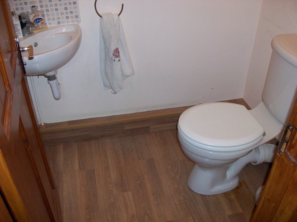 Tile cloakroom flr/splashback, replace sink and toilet Bathroom