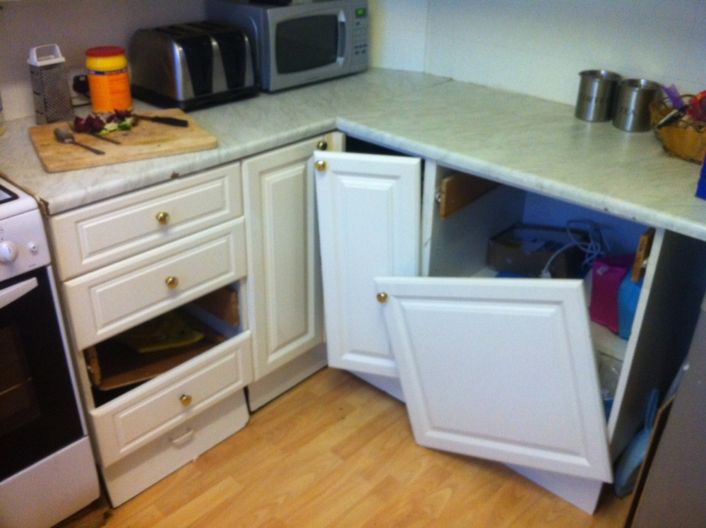 broken kitchen cupboards and draws Carpentry & Joinery job in South