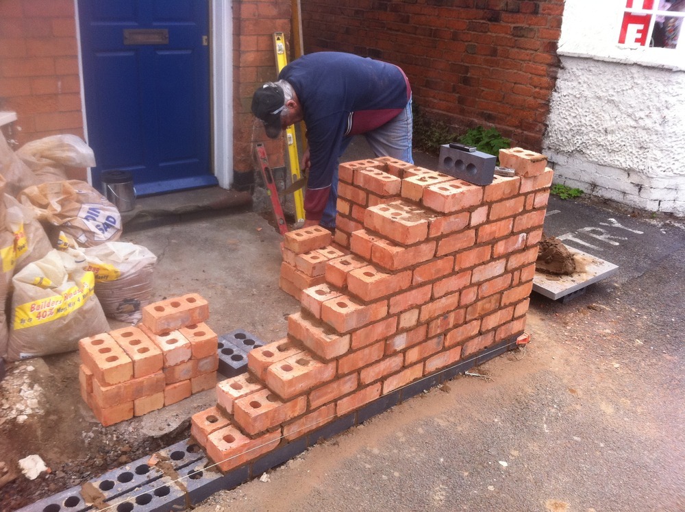 Damp proofing protection course image