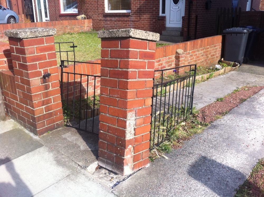Resetting brick gatepost Bricklaying job in Sunderland, Tyne And Wear