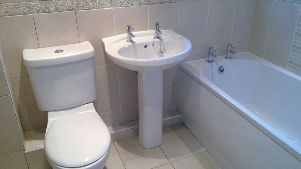 Paul's Handyman Services 100 Feedback, Handyman, Bathroom Fitter