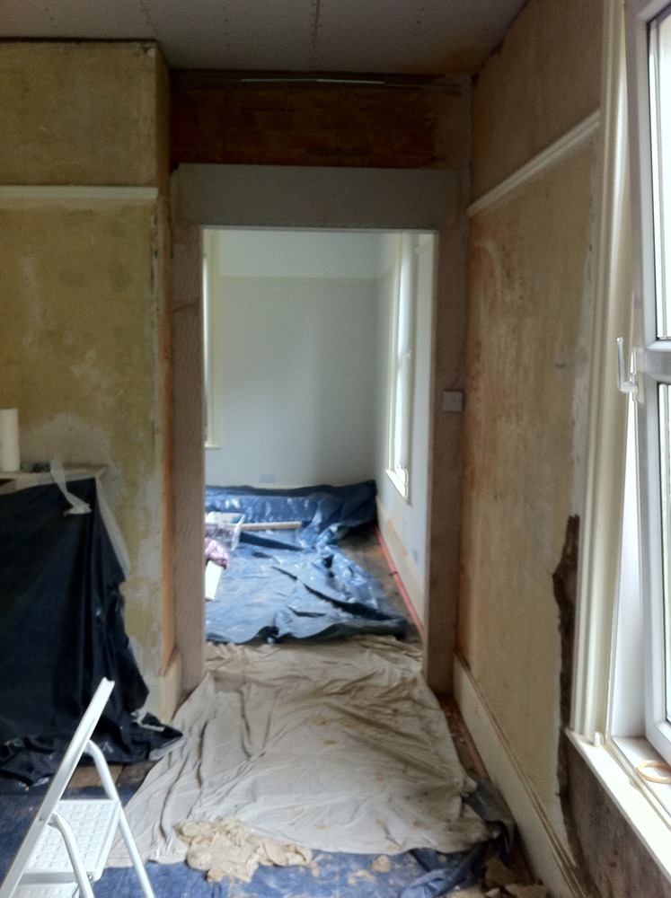 Victorian House 3 rooms replaster (ideally limebased) Plastering